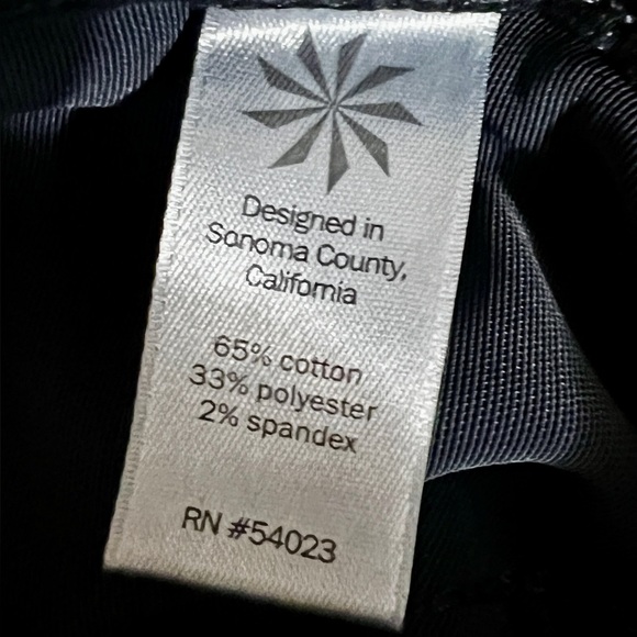 Athleta Dark Wash Tapered Slim Fit Jean - Size 10 (30”) - Picture 11 of 11